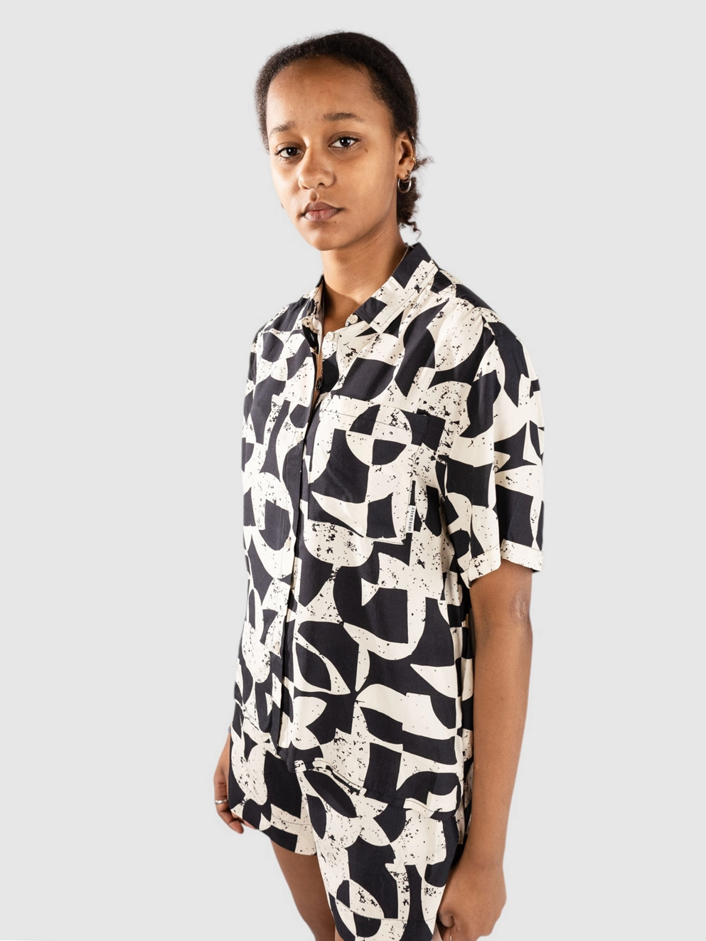 Iriedaily Lucie Shirt black white