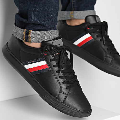 Baskets Essential Leather Cupsole 4921 Triple Black