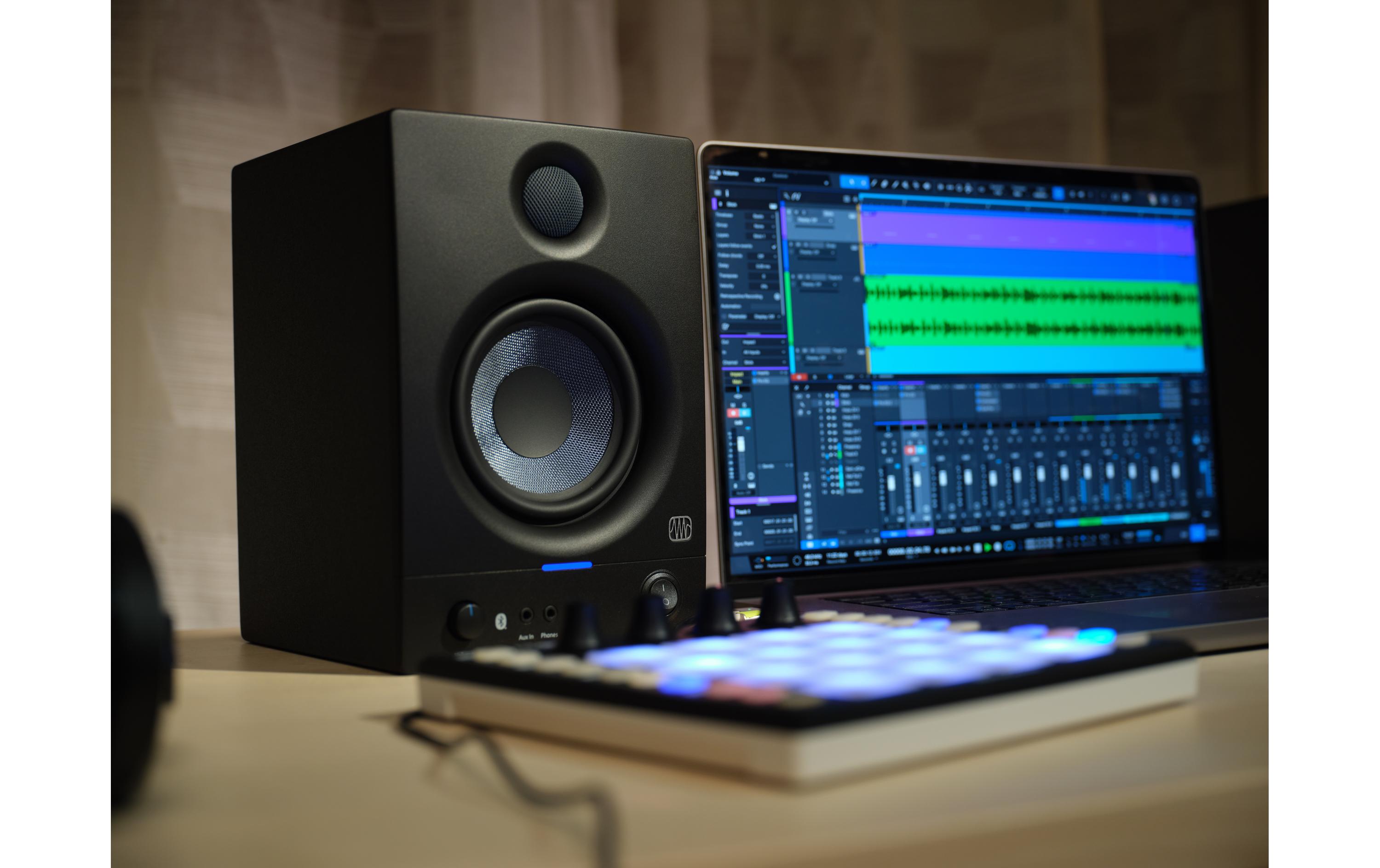 Studiomonitore 4.5 BT (2 Gen.) Schwarz<br>Aktive 4.5-Zoll-Referenzmonitore mit Bluetooth