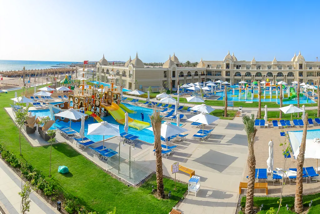 Titanic Royal & Aqua Park All Inclusive - Hotel