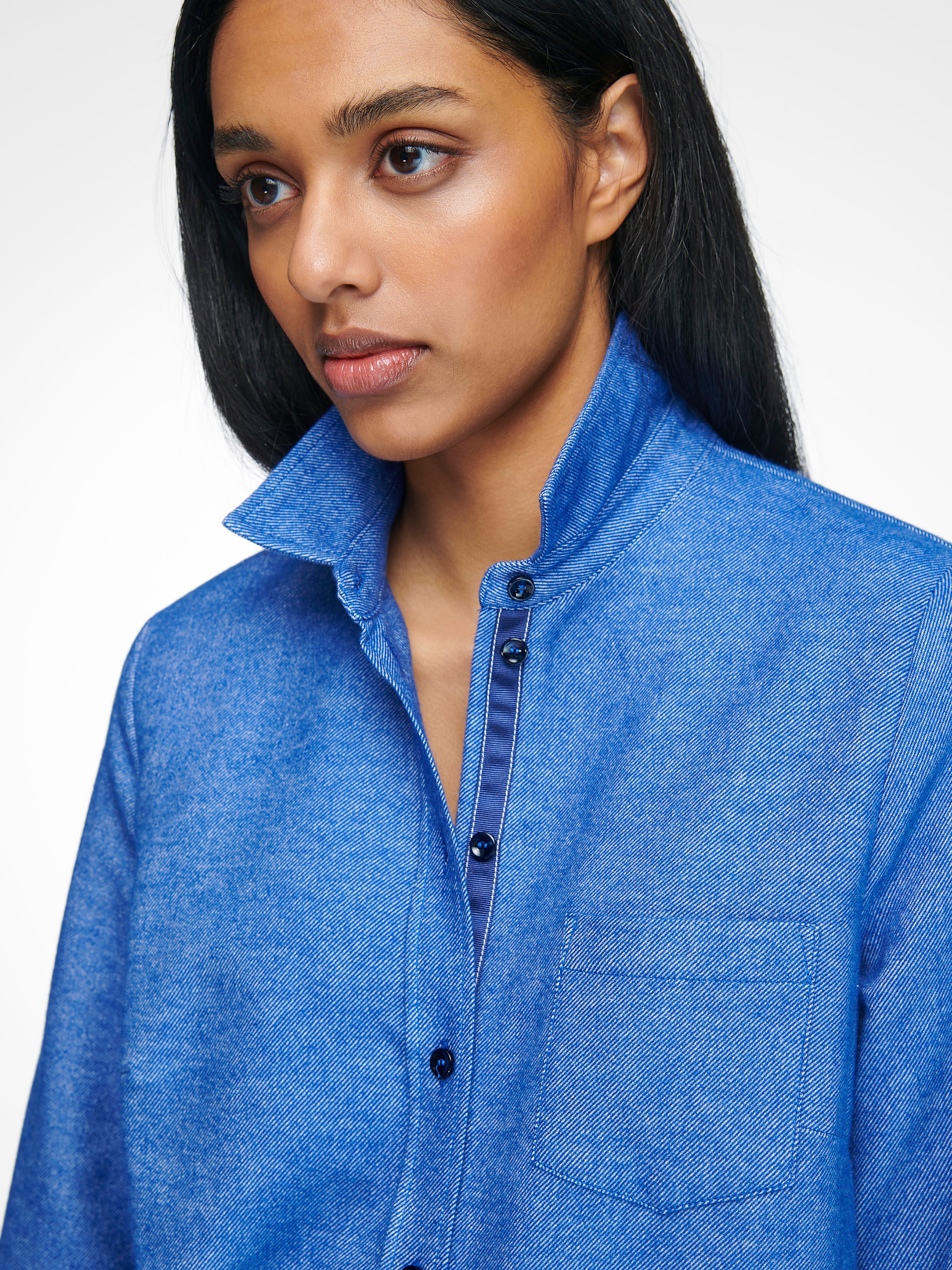 Bluse mit Hemdkragen