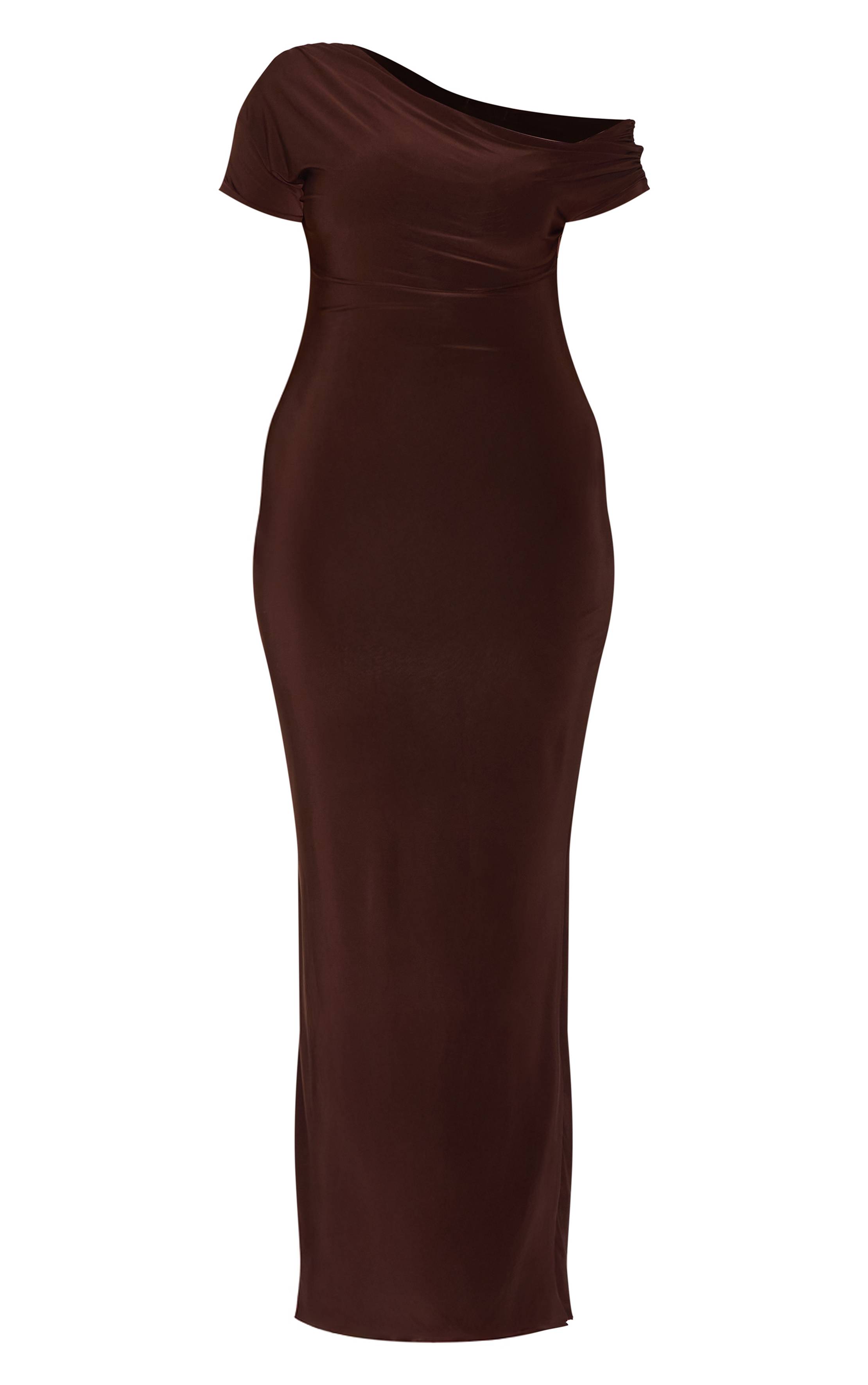 Dark Chocolate Robe Maxi Asymétrique À Manches Froncées En Tissu Slinky Double Couche Grande Taille