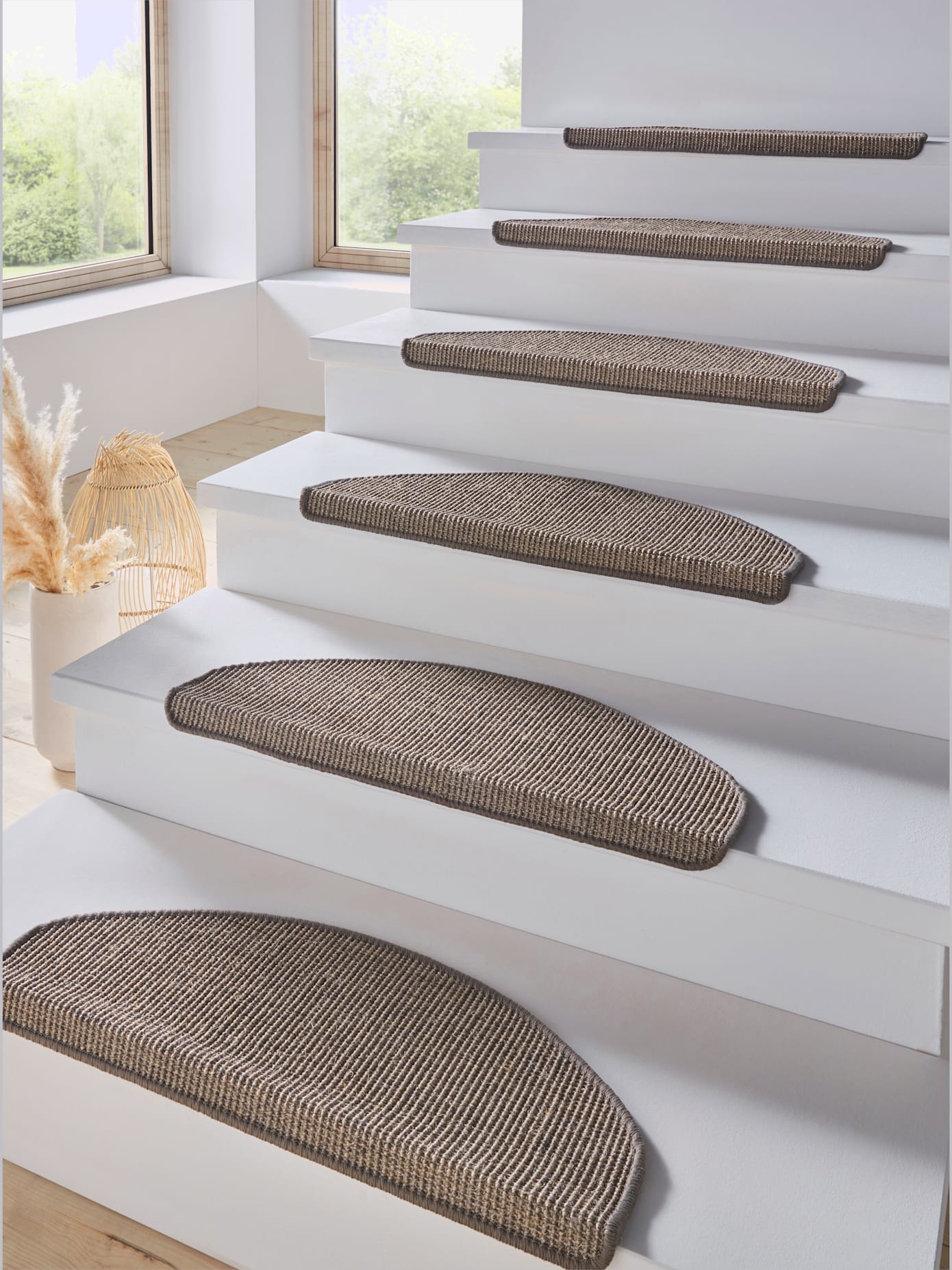 Tapis de marches réalisé en sisal robuste