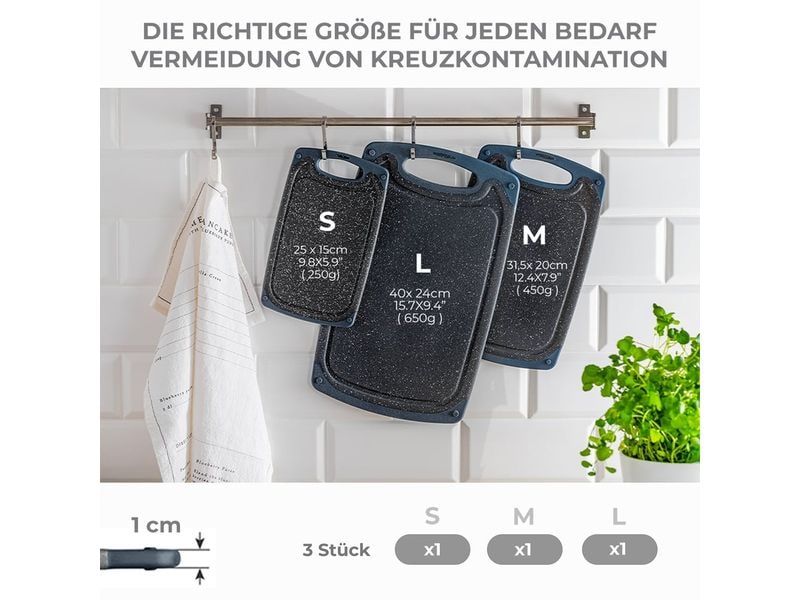 GOURMETmaxx Frühstücksbrettchen 3er-Set 24 cm  x 40 cm Praktisches 3er-Set Frühstücksbrettchen aus robustem, rutschfestem Kunststoff mit Griff und Saftrille.