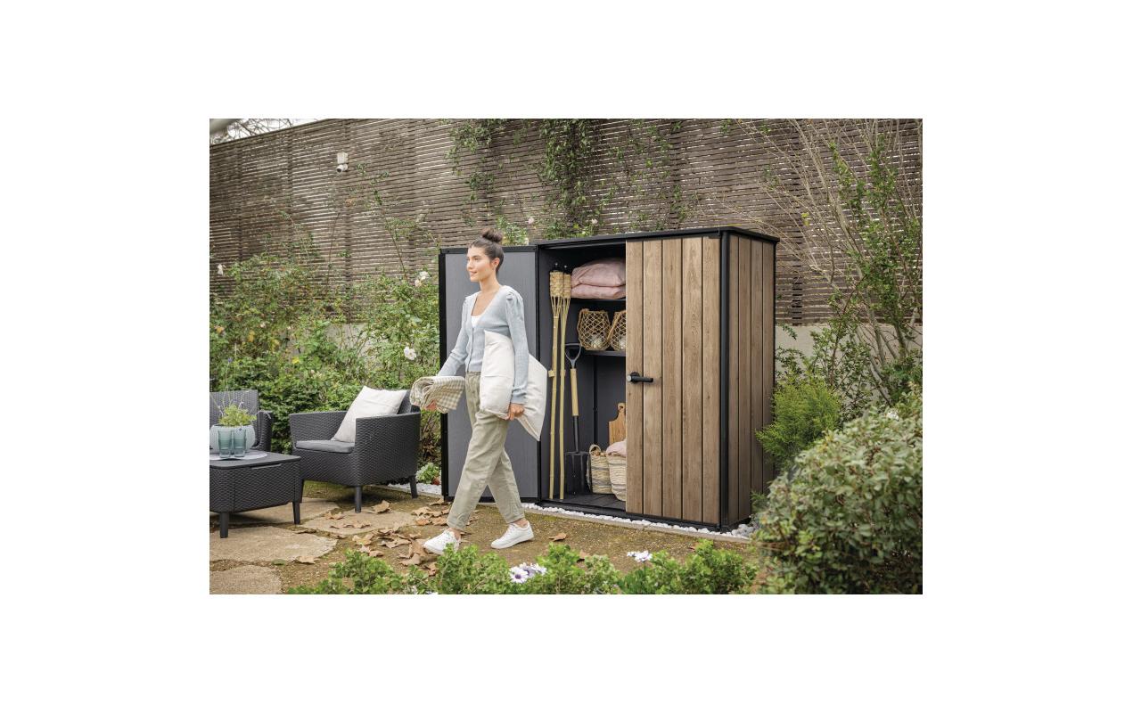 Vertical Shed – Ashwood 140 x 73.6 x 170.4 cm<br>Gartenschrank für grosszügigen Stauraum