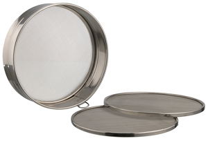 Tamis à farine multi-grilles