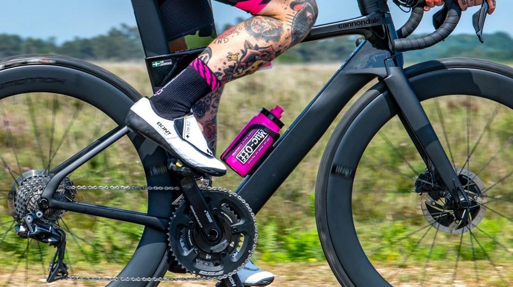 Muc-Off Elite Custom Fly Water Bottle 550ml kaufen | Bike-Discount