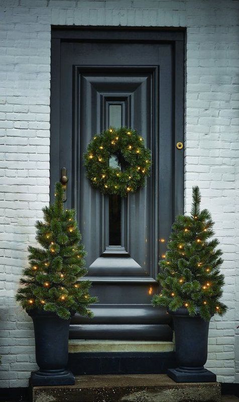 Black Box Trees - Glendon - Set van 2 Kerstbomen en 1 Krans - Groen - PVC Hardneedle - LED Verlichting