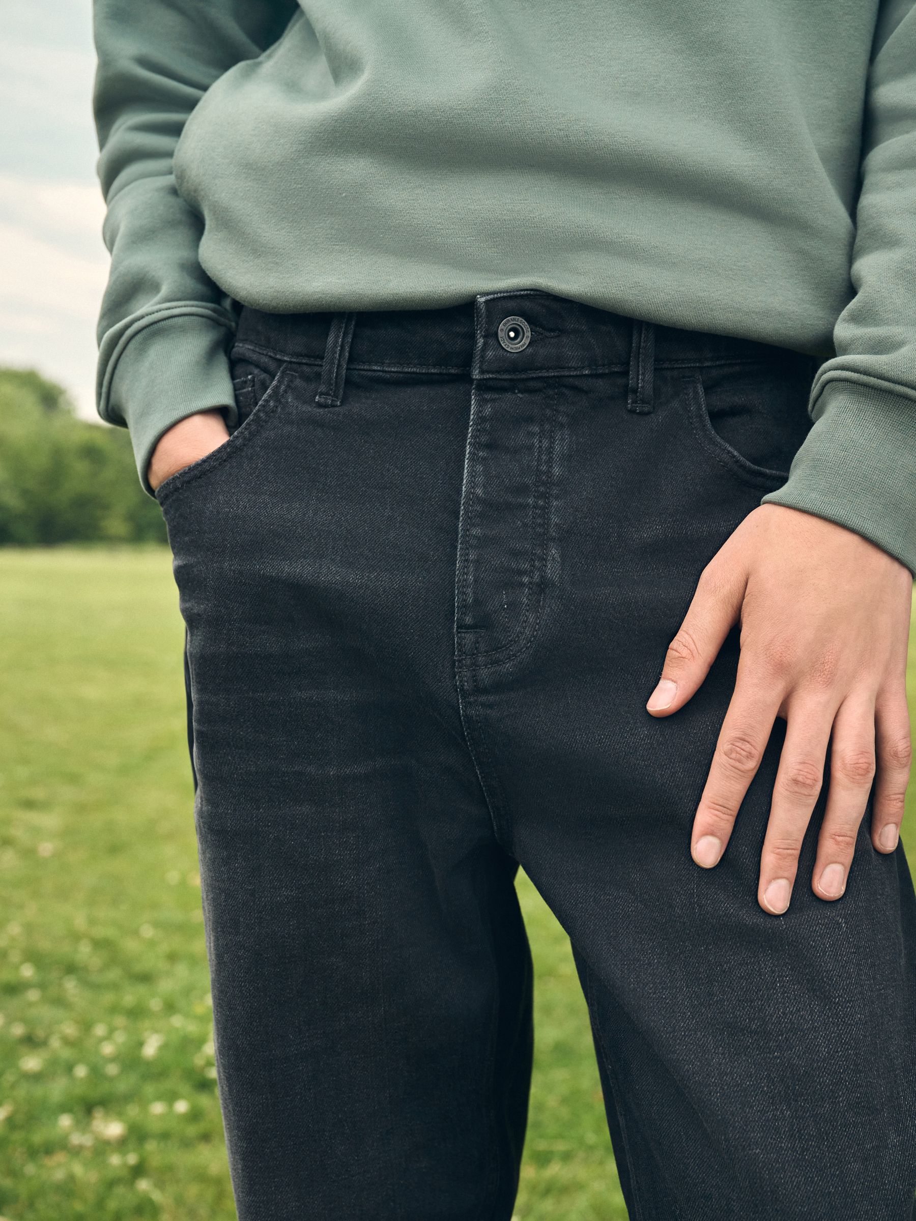 Zwart - Standaard toelopende pasvorm - Authentieke stretch denim jeans