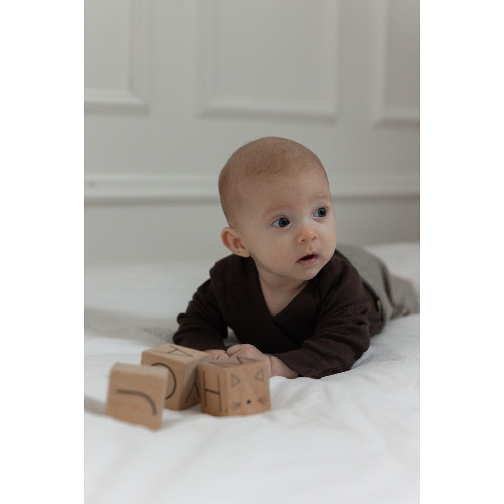 Køb Petit Piao Coffee Bean PPDi Body L/S Fold Over NOOS