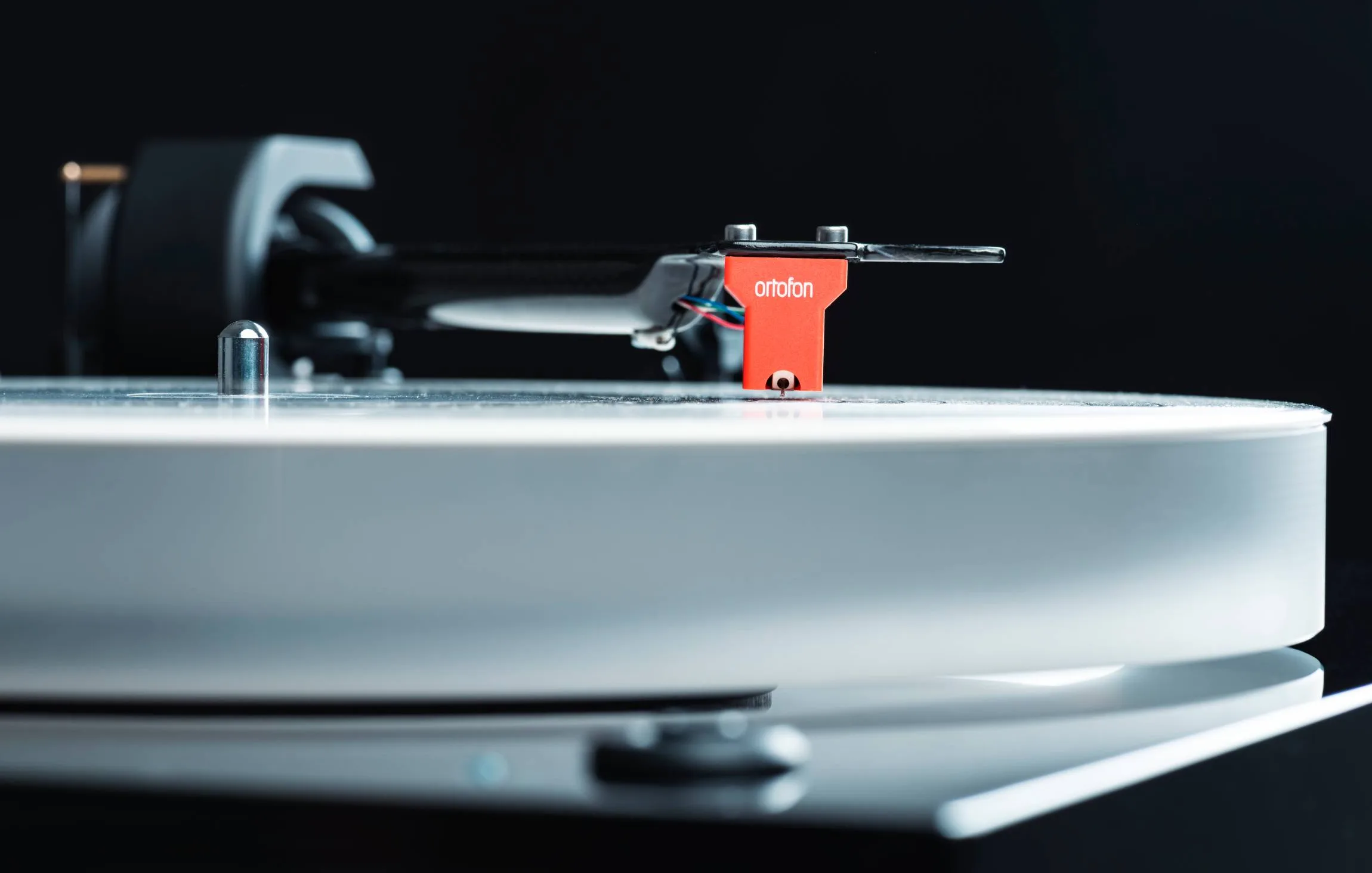 Pro-Ject X2B Noir satin   cellule Quintet Red Platines vinyle hi-fi