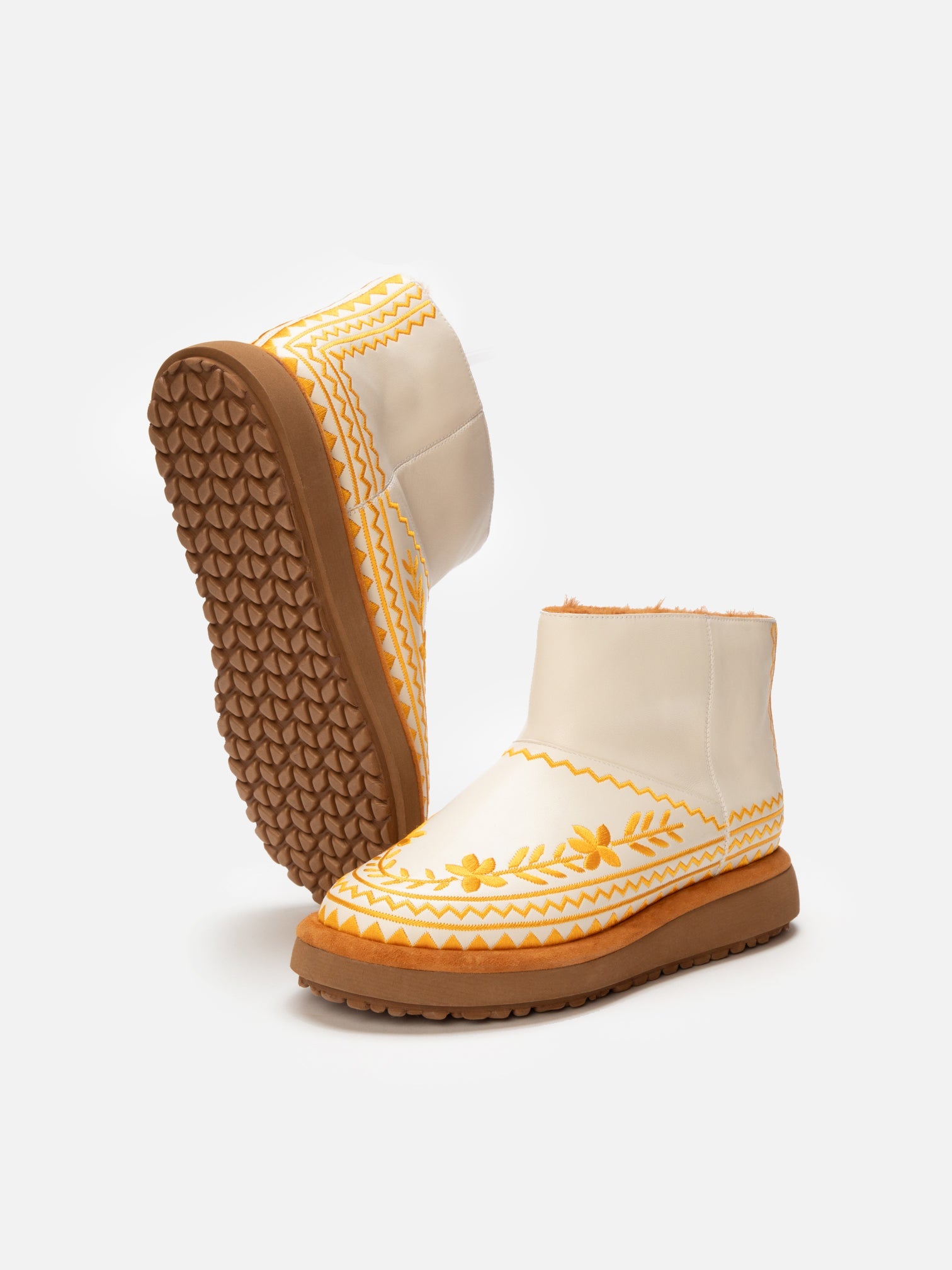 ZARINA, white