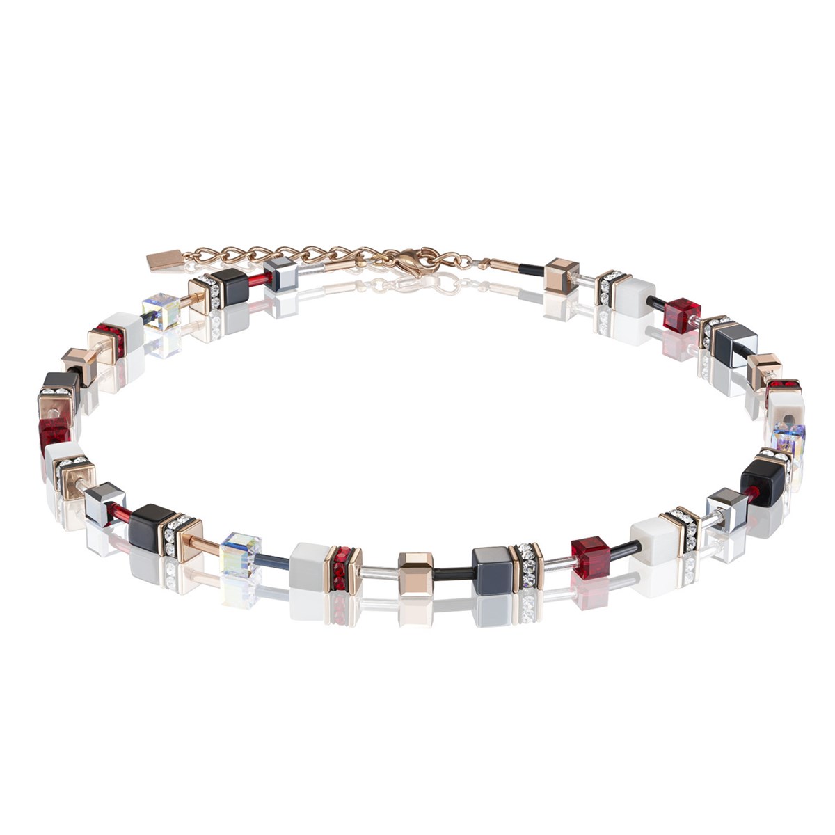 Collier Coeur de Lion Géocube perles carréestons rouges, noirs, blancs