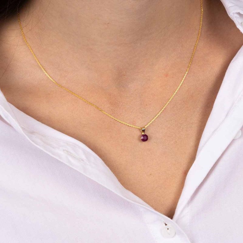 Pendentif Or Jaune et Rubis 0,74 carats 