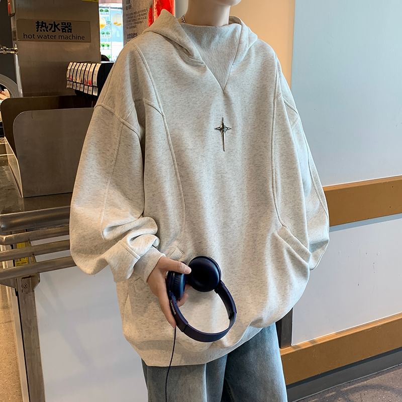 Bay Go Mall - Hoodie met opstaande kraag en sterrendetail