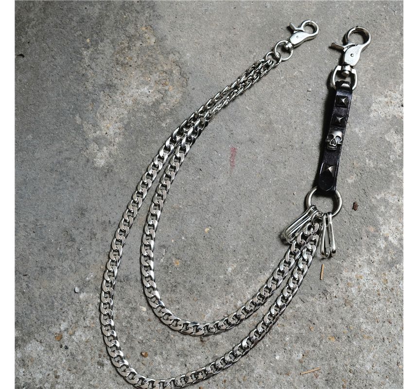 BABLIBU - Broekketting met schedel en studs