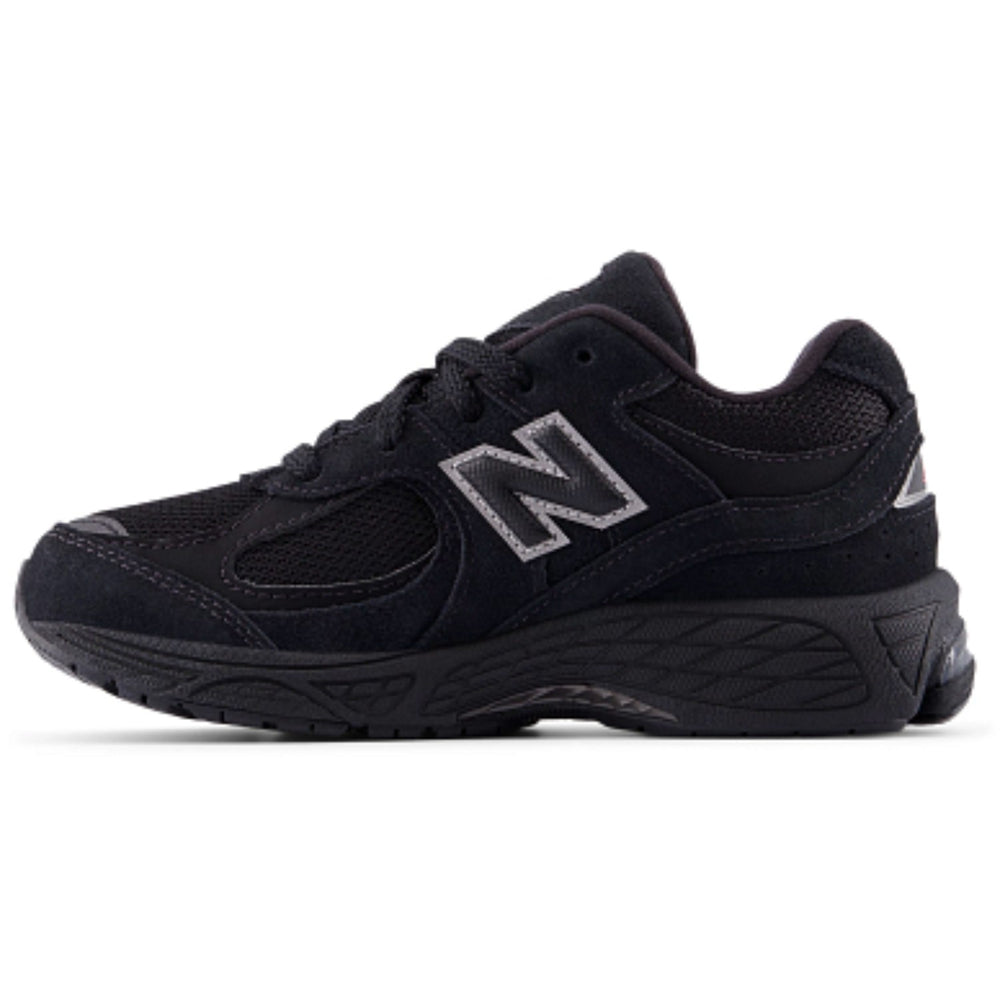 Køb New Balance Black 2002 Kids Lace Sneakers