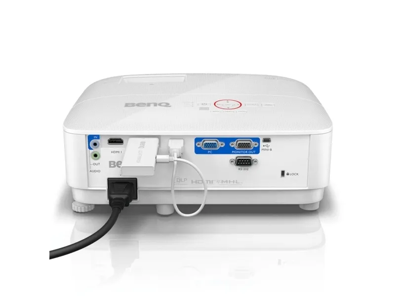 BenQ TH671ST - DLP-projektor - bærbar - 3D - 3000 ANSI lumens - Full HD (1920 x 1080) - 16:9 - 1080p - kort kast fikseret objektiv