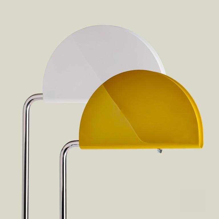 DCW éditions Mezzaluna vloerlamp LED rood