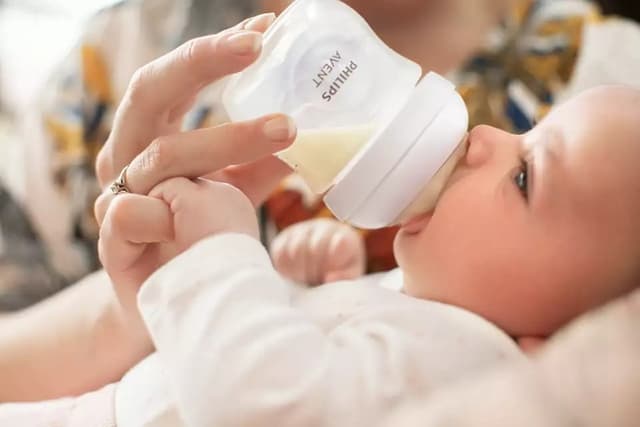 Philips Avent SCY900/01 Natural Response-sutteflaske, 125 ml