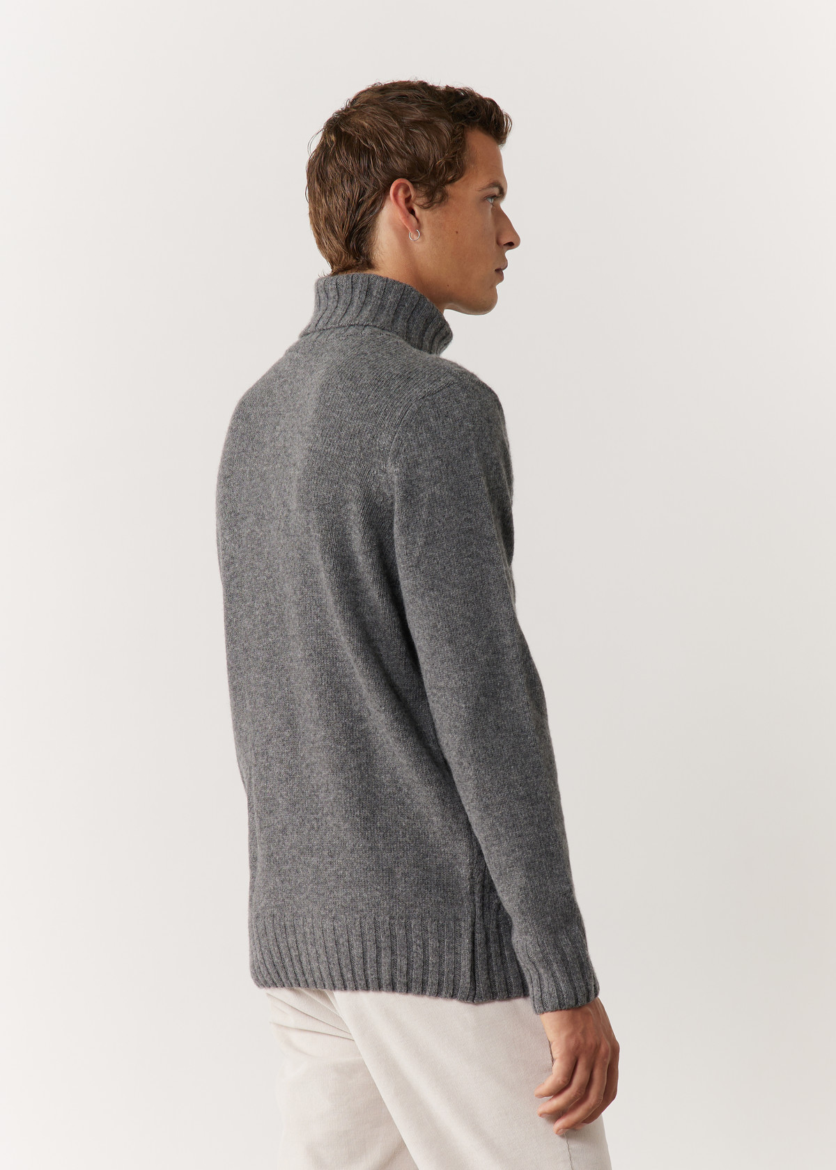 Pull col roulé en laine mélangée unie gris moyen
