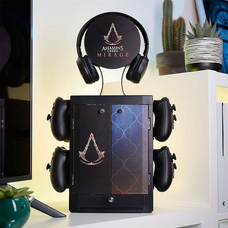 Numskull - Assassin's Creed Inspired Gaming Locker voor 4 Controllers - 10 Games - Koptelefoon