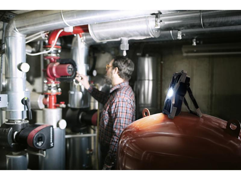 Brennenstuhl Akku Scheinwerfer LED 30 W inkl. Bluetooth Lau LED Scheinwerfer mit Akku 30 W