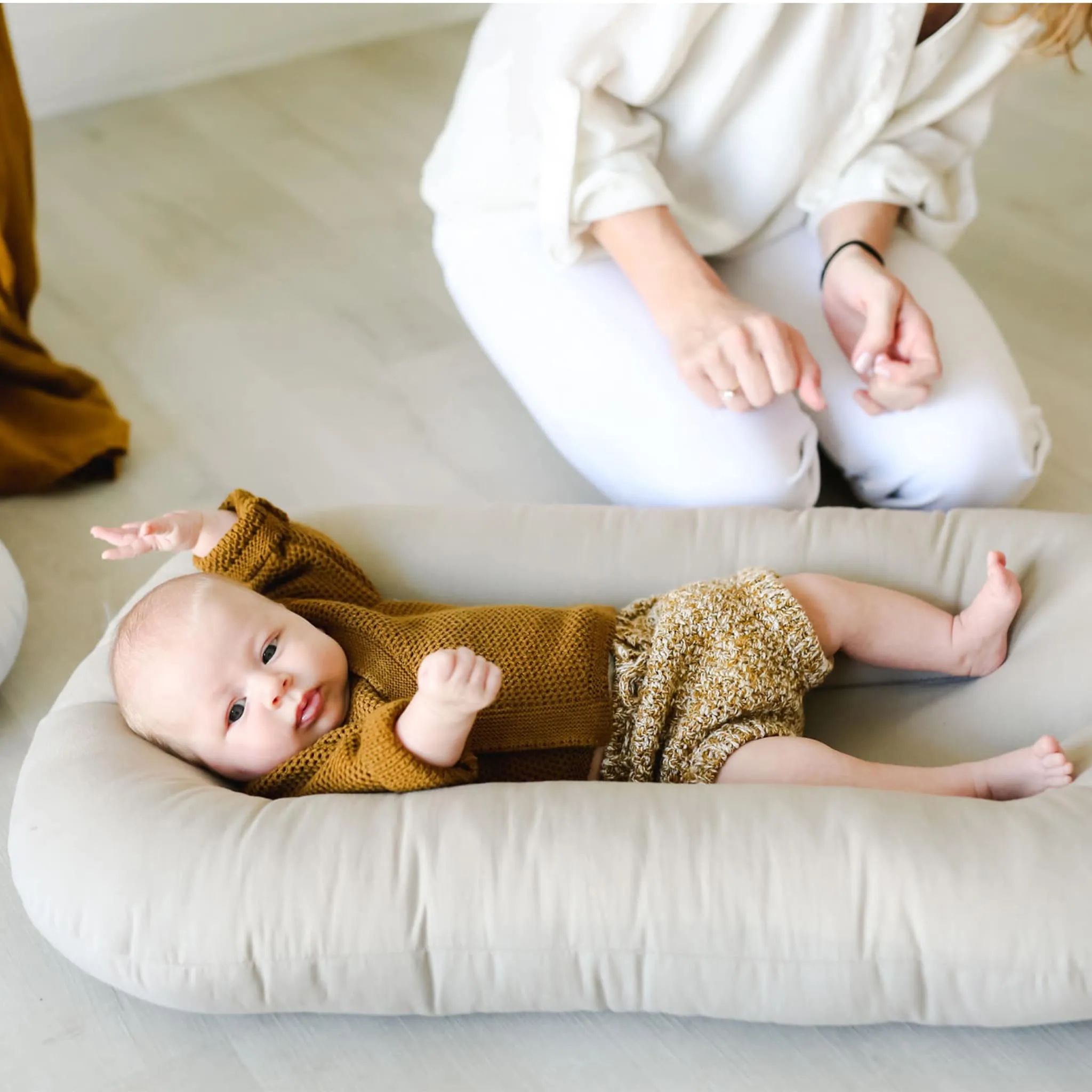 Snuggle me Coussin Organique Bare - Birch