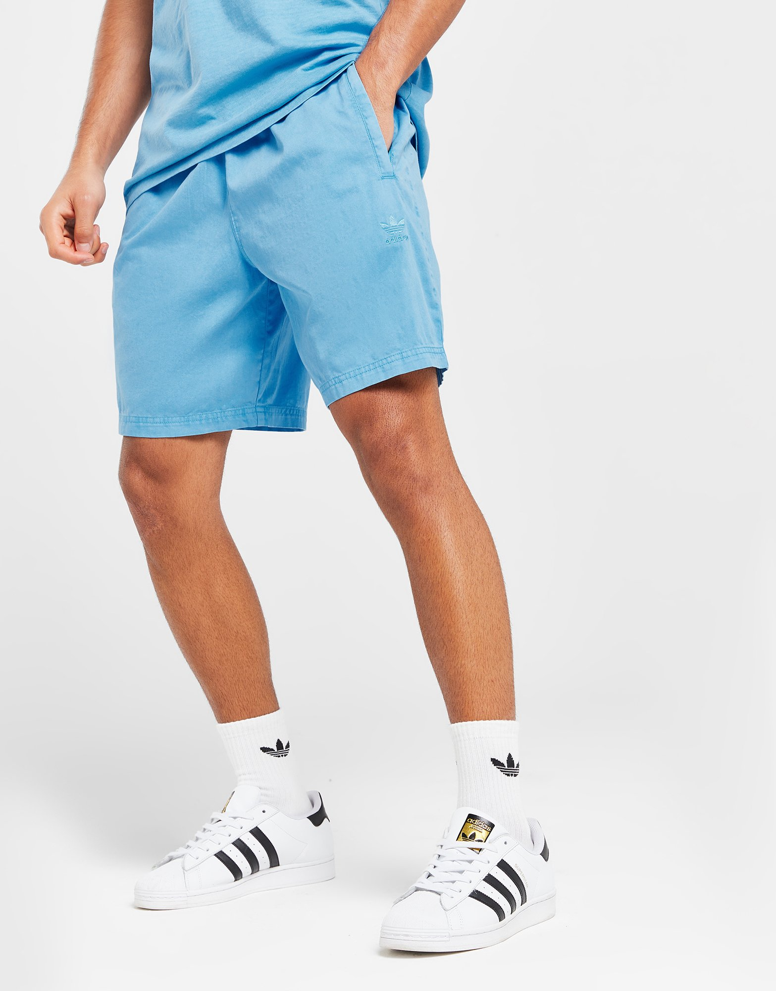 adidas Short toile Trèfle Essentials+ Dye