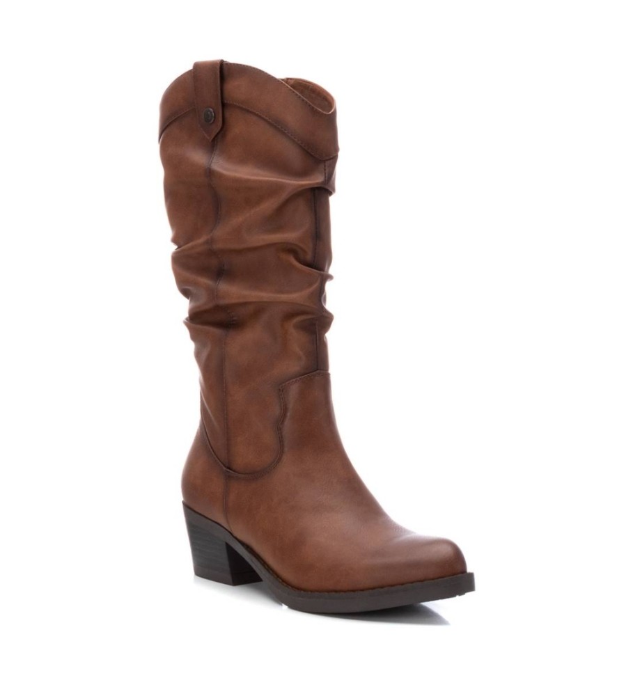 Botas Refresh 171412 marrom - Altura do salto: 5 cm -