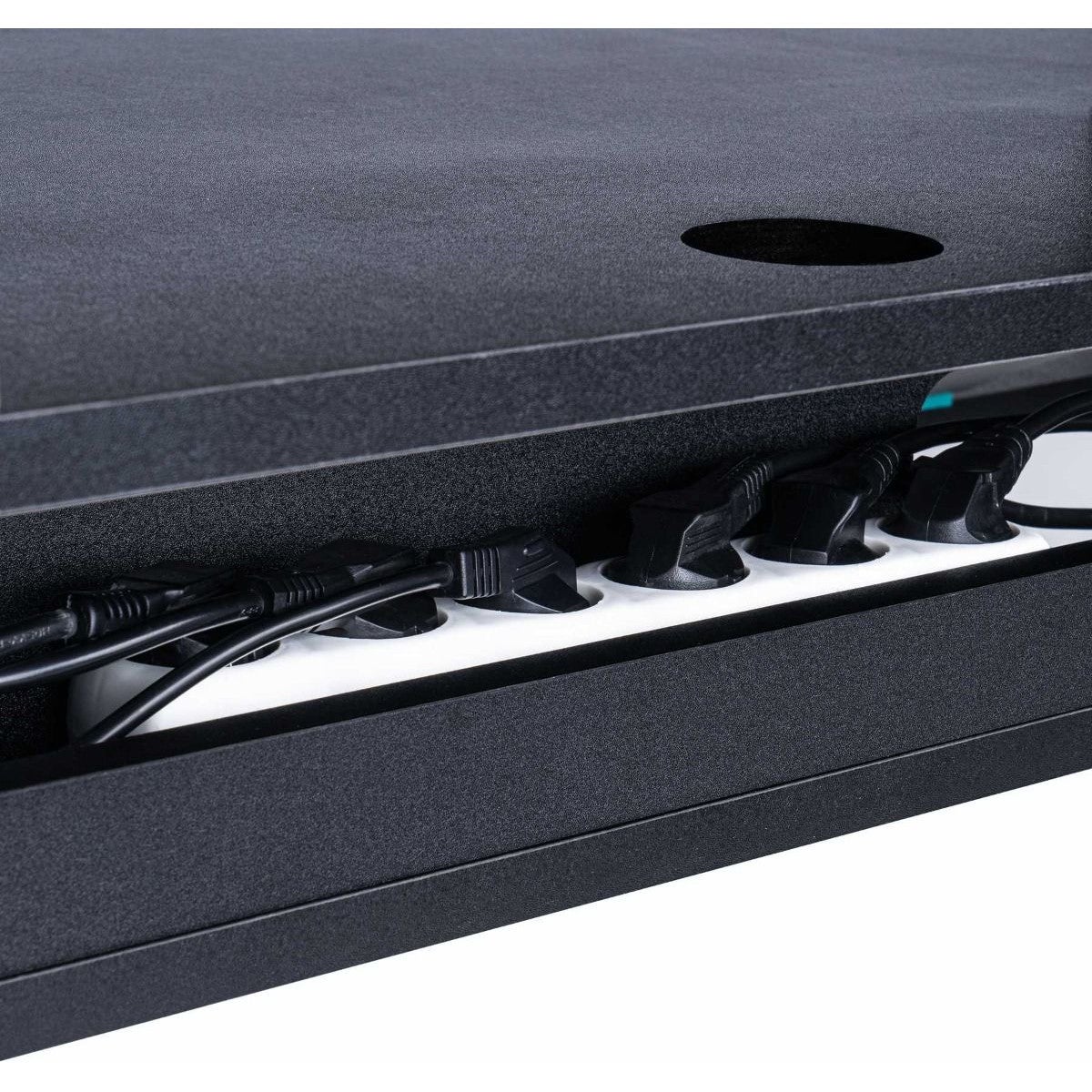 Glorious Sound Desk Pro walnoot