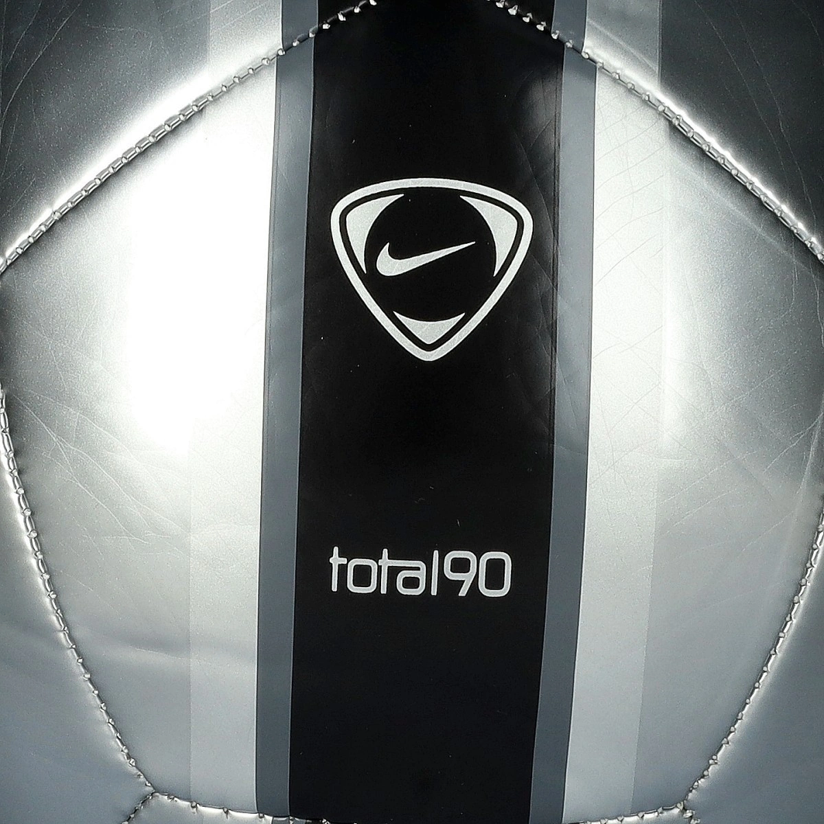 Bola Nike Academy T90