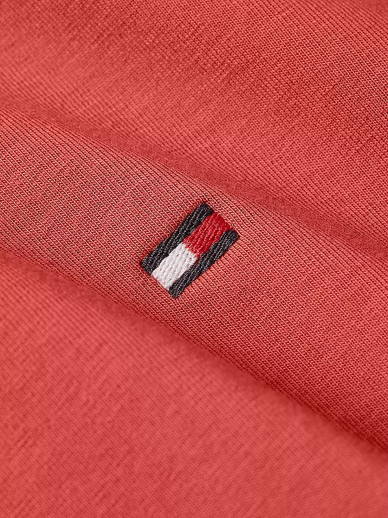 TOMMY HILFIGER T-Shirt Slim Fit rot