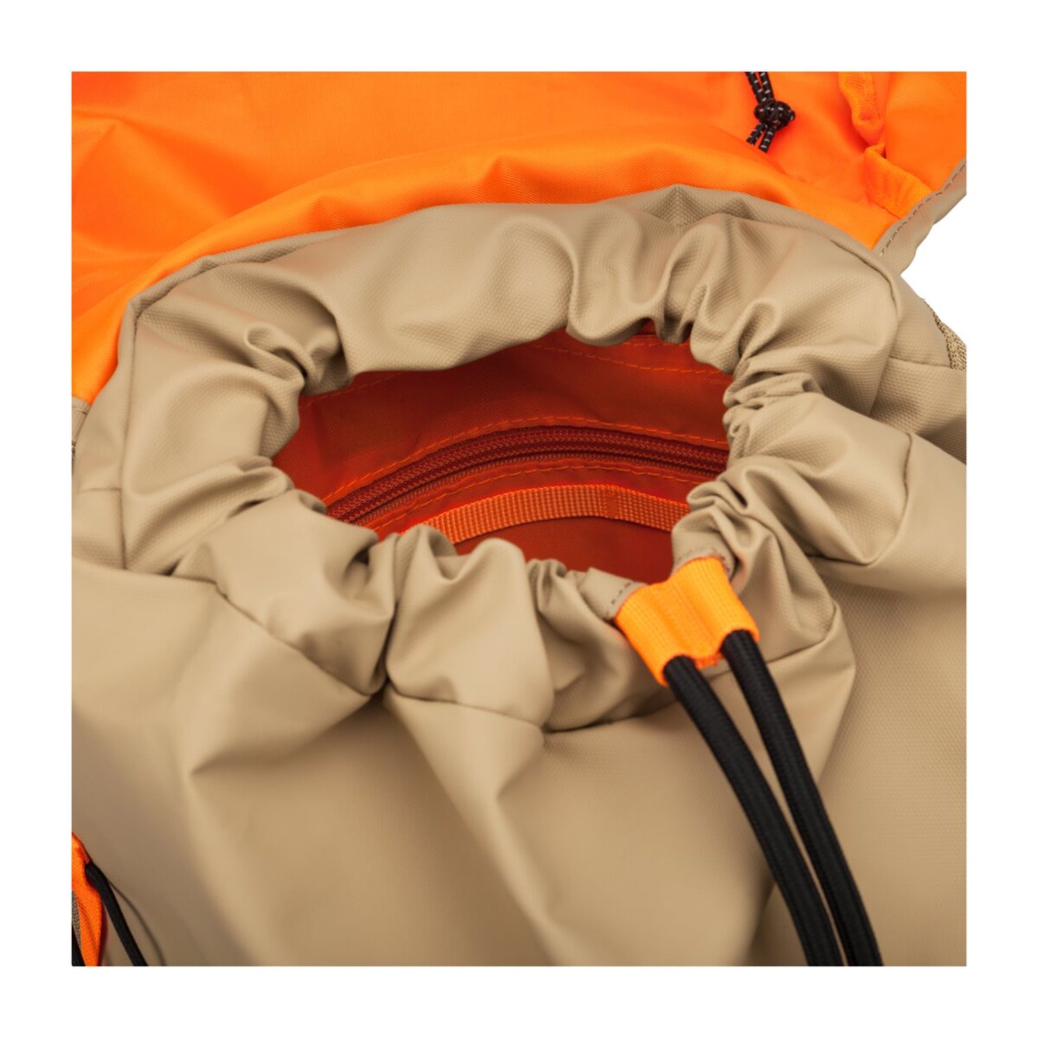Elliker Wharfe Flap Over Backpack 22L sand