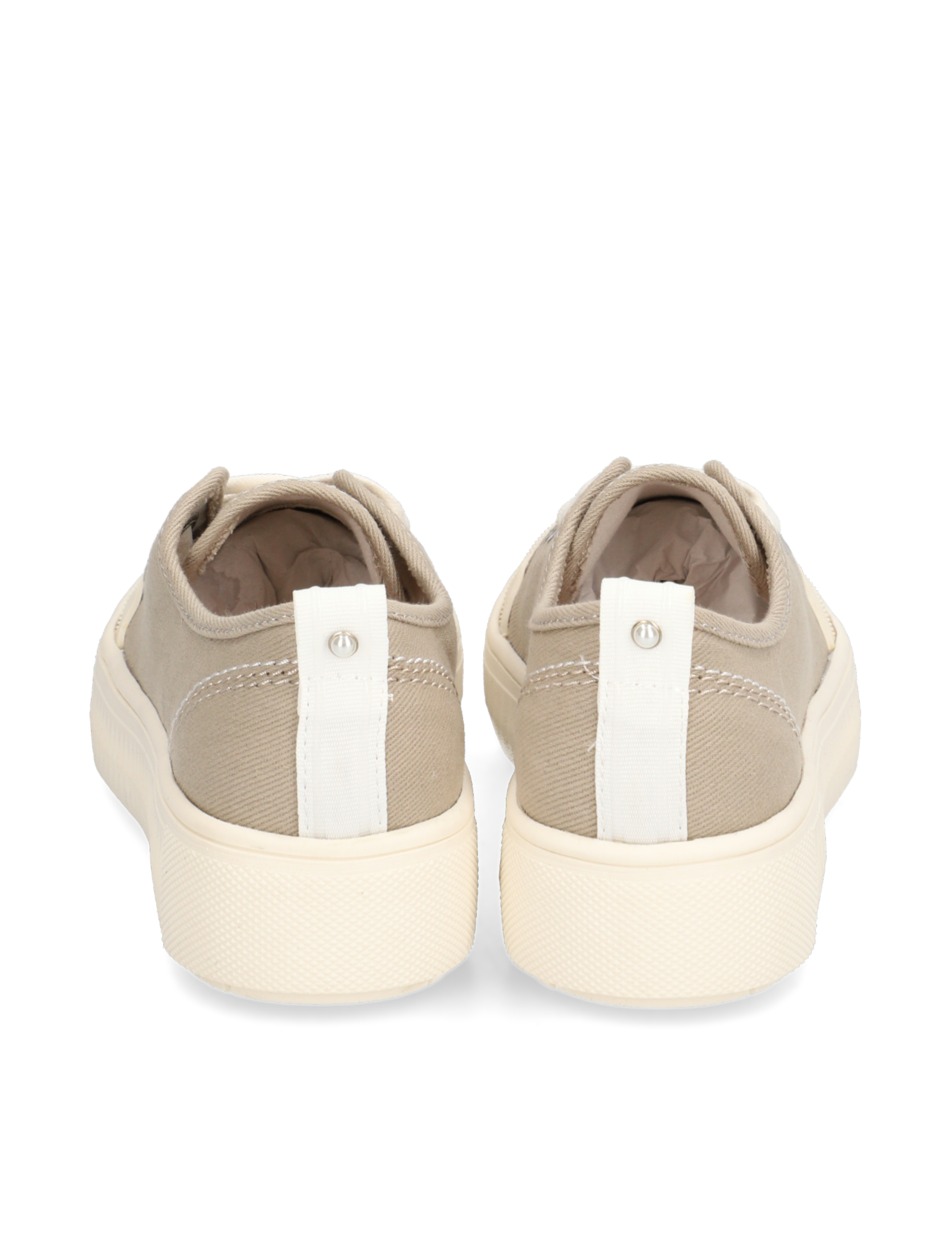 Canvas Sneaker