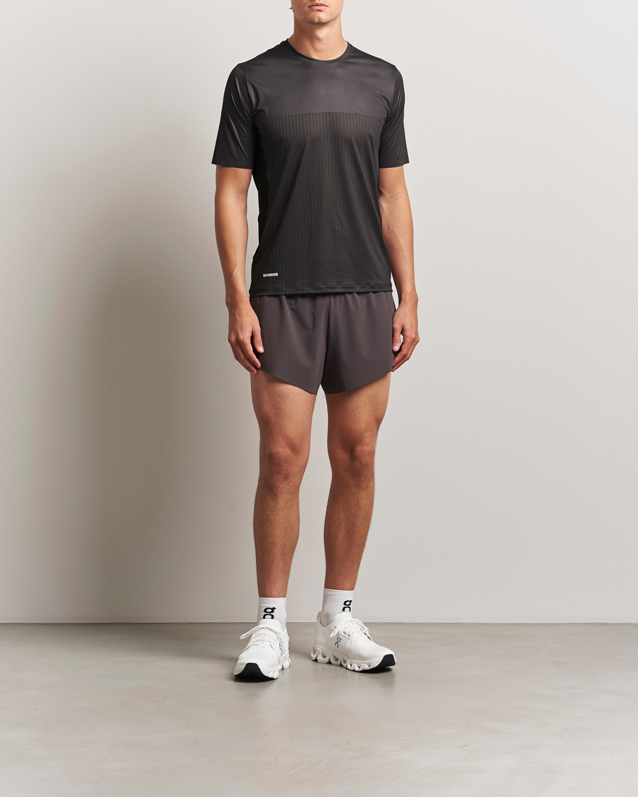 SOAR Running Hot Weather Short Shale/Black