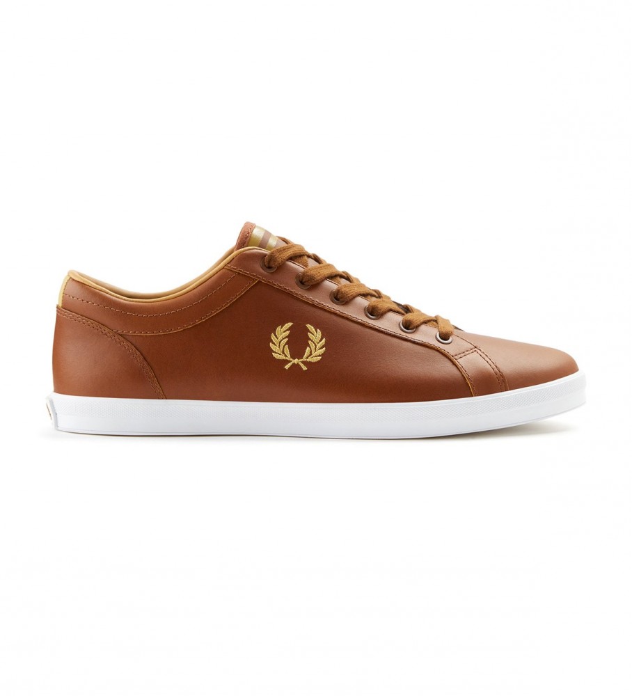 Tênis Fred Perry Baseline em couro marrom