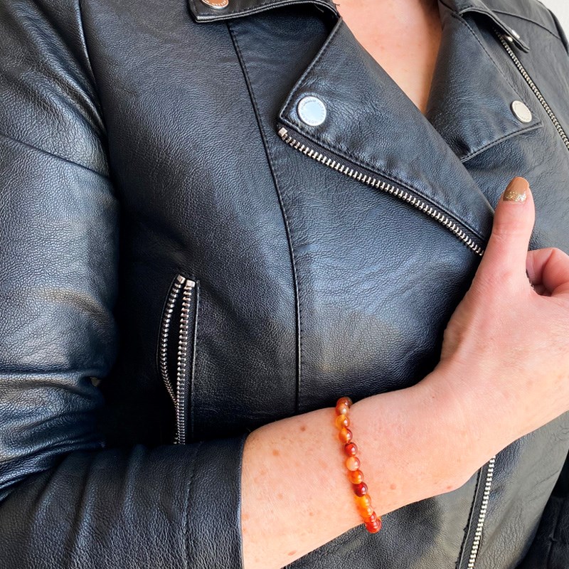 Bracelet extensible avec perles Cornaline Rubanée