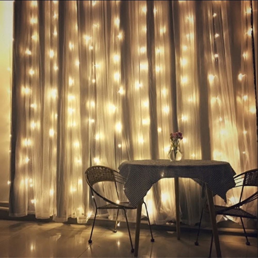 (3x2m) 200 LED's Deko USB Draht Lichterkette Vorhang Beleuchtung 8 Modi   Fernbedienung - Kaltweiss