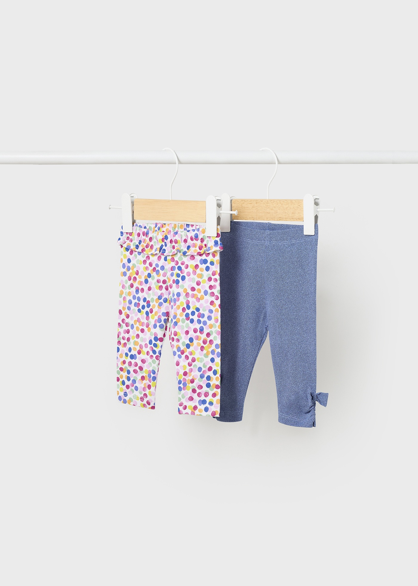 Conjunto de 2 leggings Better Cotton para recém-nascidos. Mate