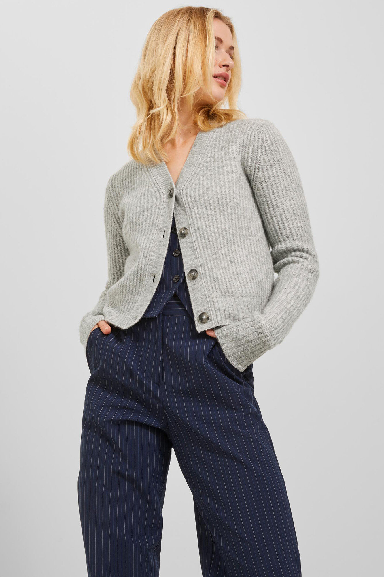 Cardigã feminino em malha cañalé