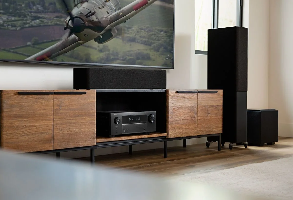 Denon AVR-X2800H DAB   Elipson Horus 6B HCM 5.1 Noir   NorStone Arran RCA SUB (3 m)   NorStone CL250 (25 m) Chaînes Grand Spectacle