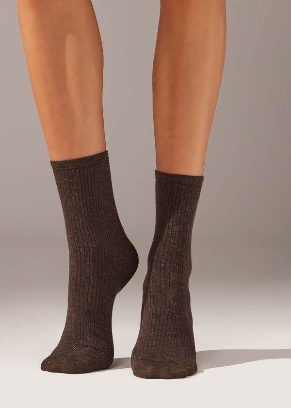 Meias curtas caneladas com glitter e cashmere.