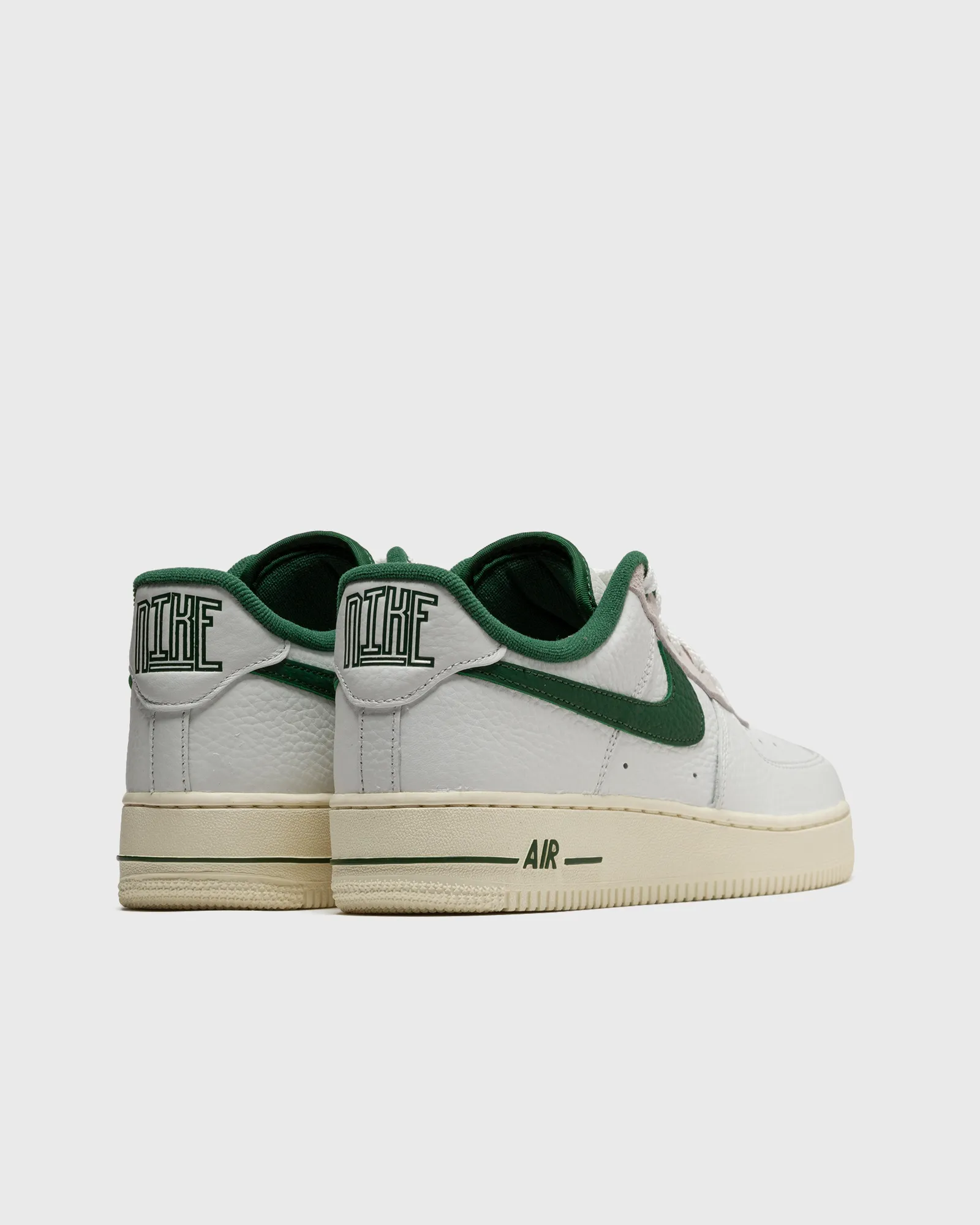 Nike WMNS Air Force 1 '07 LX