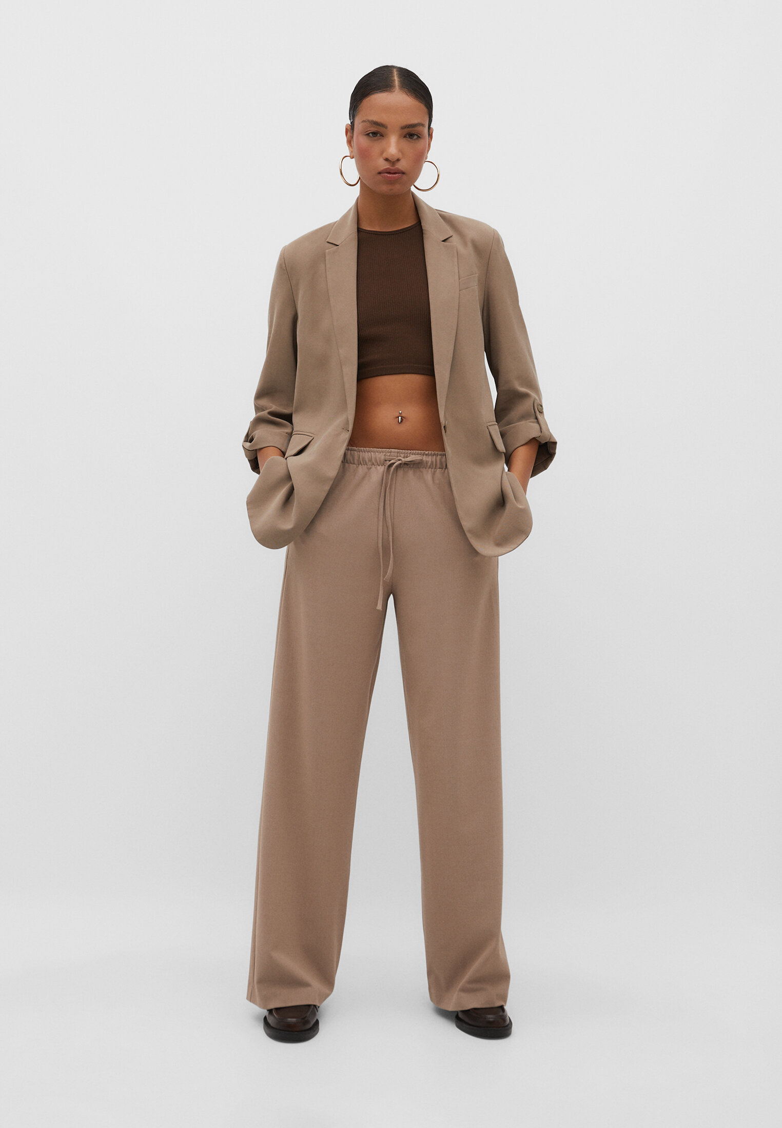 Blazer com mangas arregaçadas