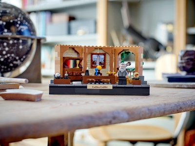 LEGO Eerbetoon aan Galileo Galilei (40595)