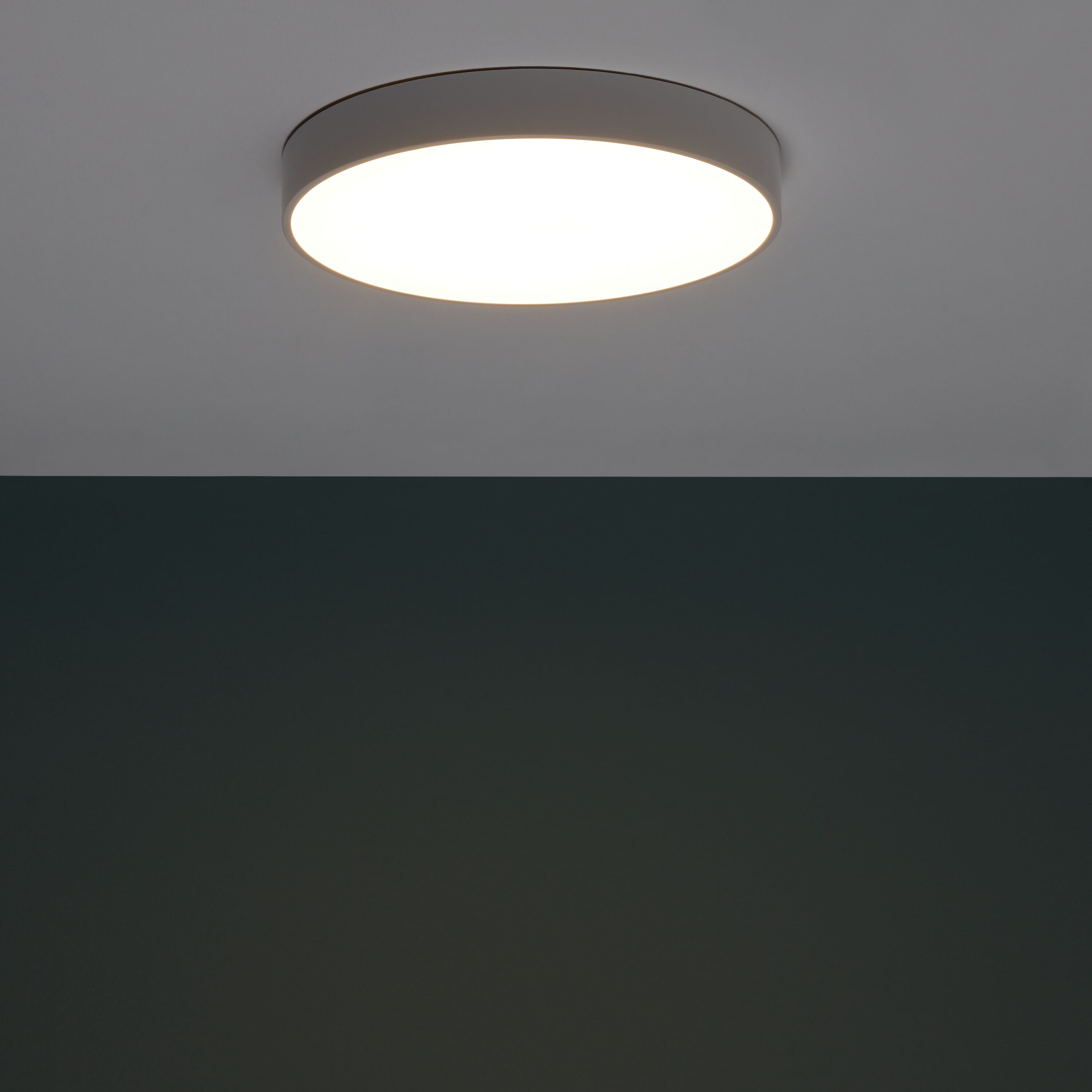 ASTI Wand- / Deckenleuchte - Weiss / H: 4.0 cm x D: 45.0 cm