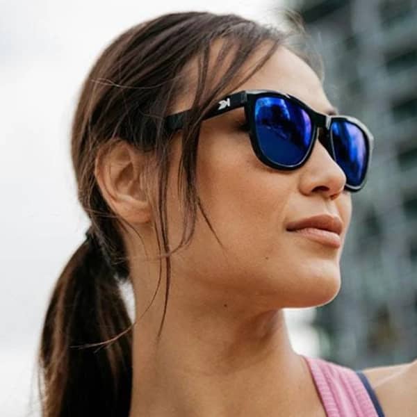Lunette de soleil lifestyle KNOCKAROUND PREMIUMS SPORT JELLY BLACK / MOONSHINE