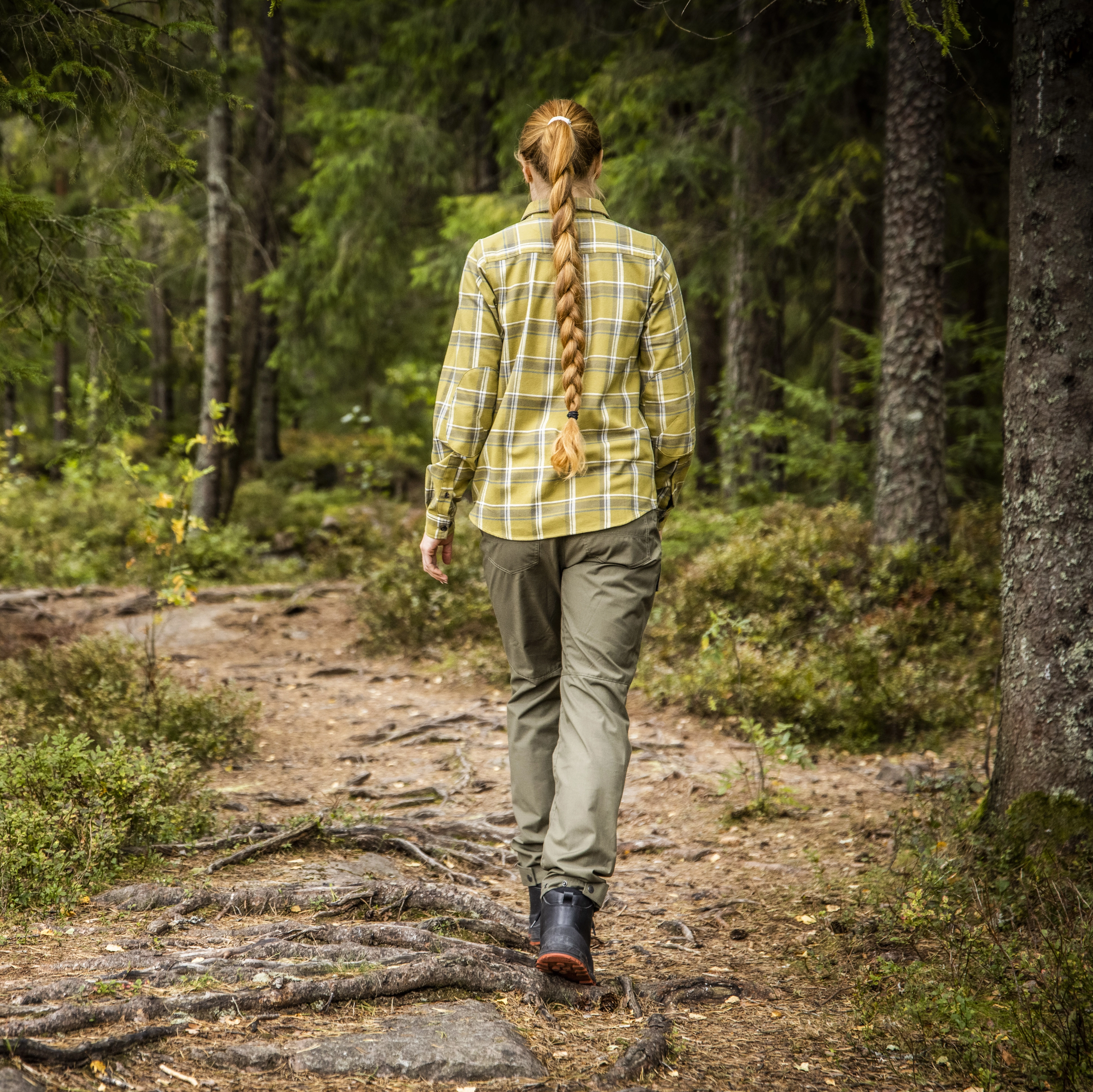 Nordmarka Leaf Light Pants Women Green Mud