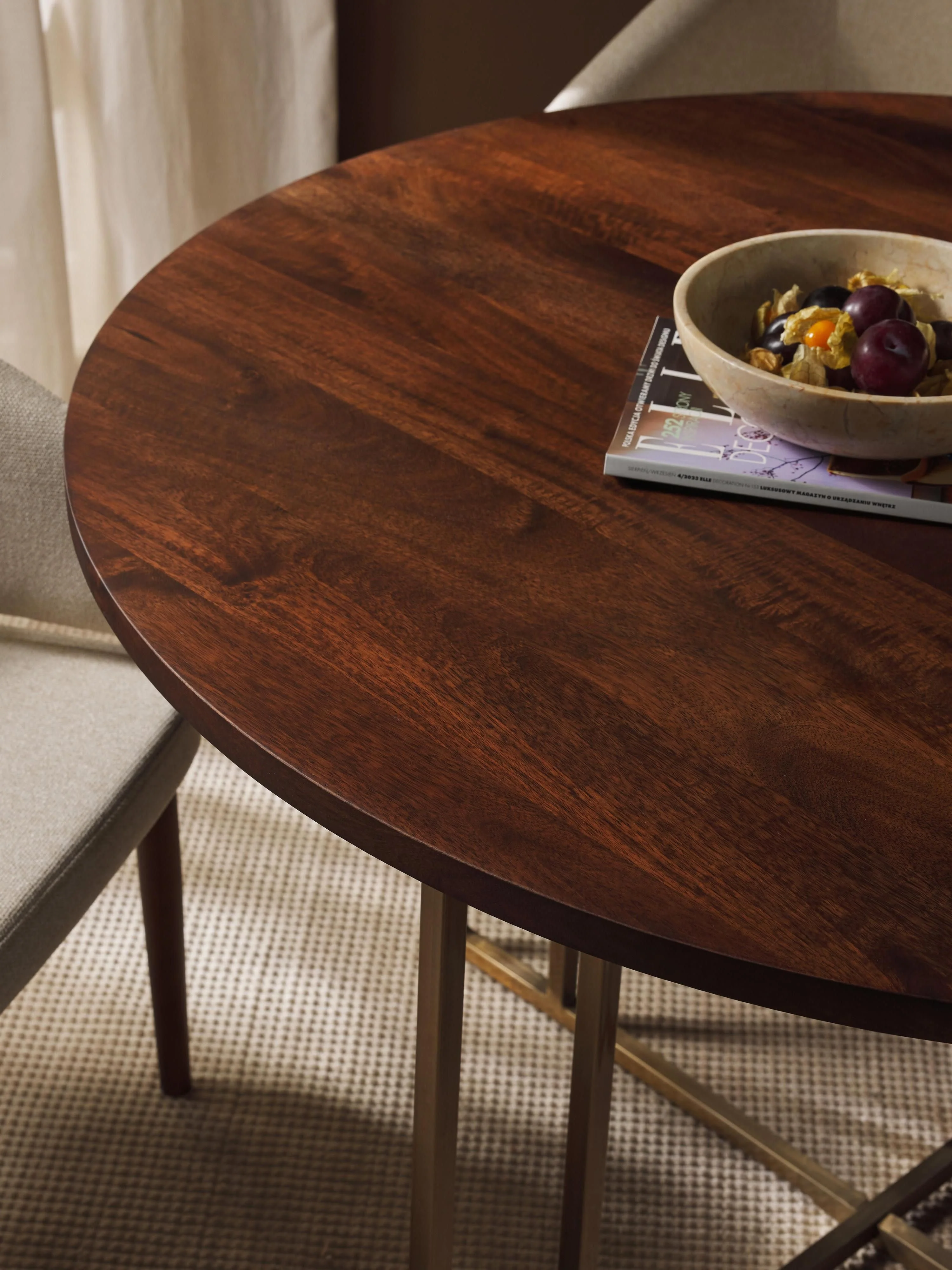 Ronde eettafel Luca van mangohout, in verschillende formaten